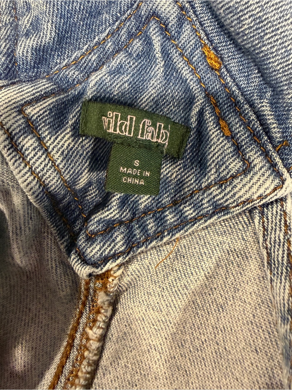 Wild Fable Denim Overall Shorts Size Small Light Wash Distressed Y2K Shortalls - Picture 8 of 8